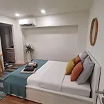 A H - Downtown Apartment *