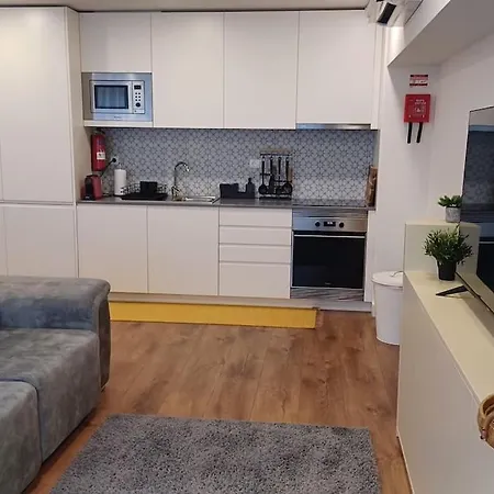 A H - Downtown شقة بورتو