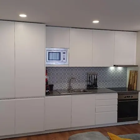 شقة A H - Downtown بورتو