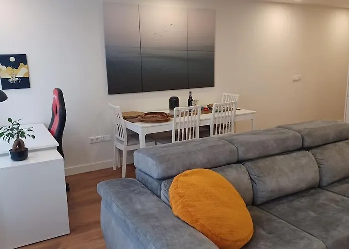 A H - Downtown * Porto