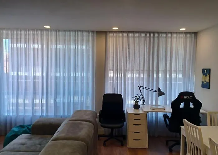 A H - Downtown Porto